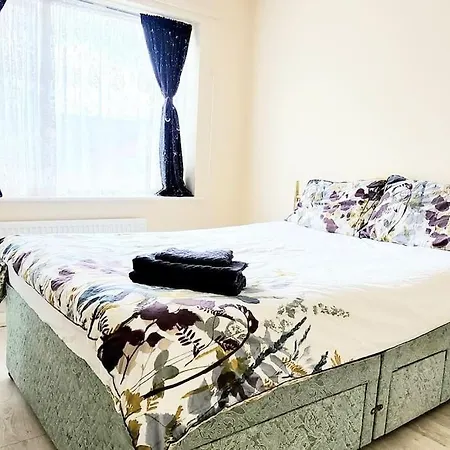 Feel Like Your At Apartment