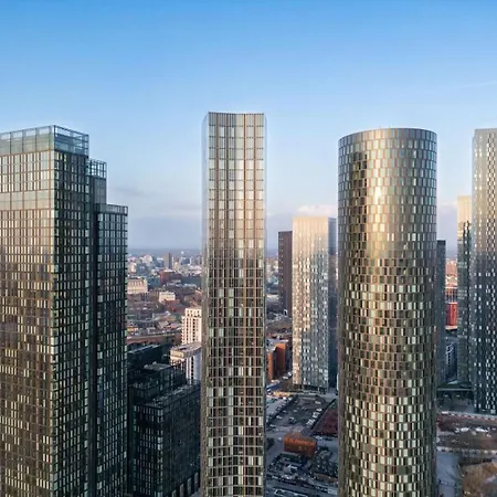 Ahg Luxury Tower Suite - Stunning City Views At Central Manchester