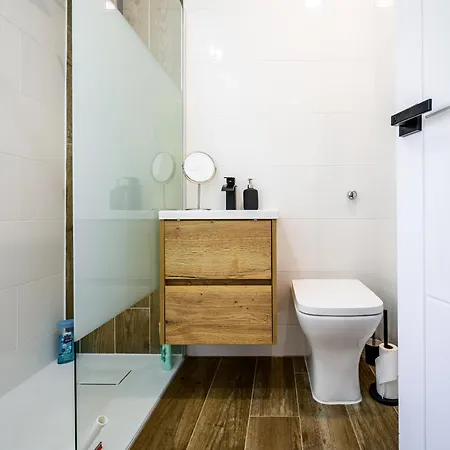 Modern 3 Bed Home, Near Etihad Stadium