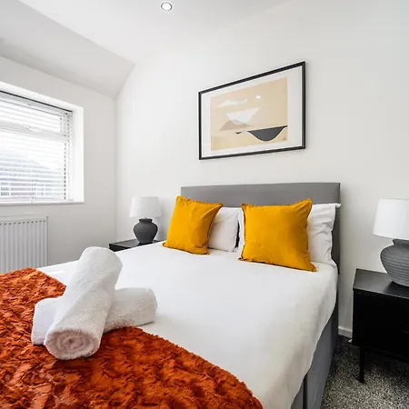 Modern 3 Bed Home, Near Etihad Stadium Mánchester