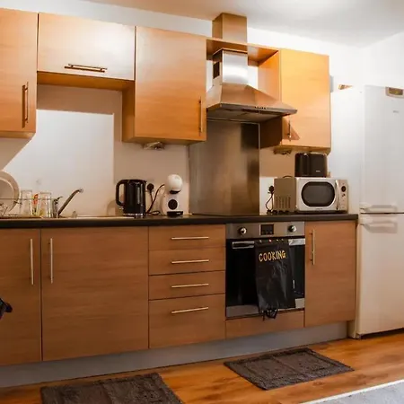 Appartement Luxury 2br Near Town And Etihad Stadium *