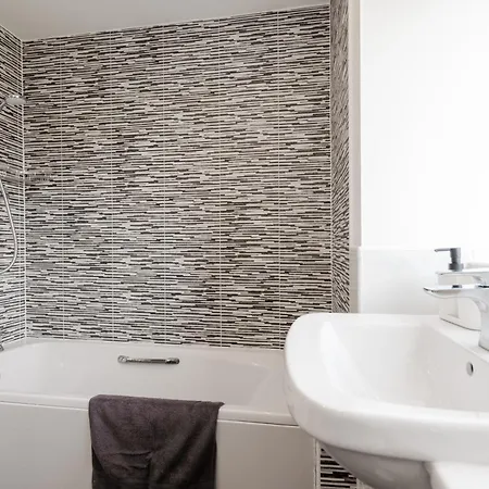 Pool Table - Coop Live Arena, Etihad & *