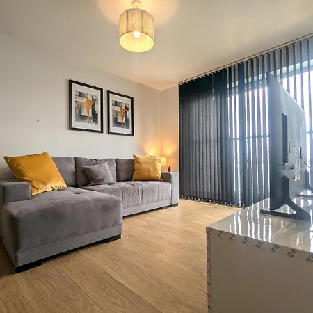 Apartment Modern 2 Bed 1 Bath 1 Ensuite - Salford Manchester