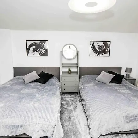 House Retreat * Manchester