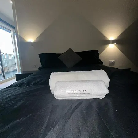Apartment O M Luxurious Manchester