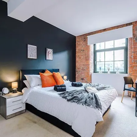 Stylish Apartment, Sleeps 4, Smart Tv, Next To Deansgate *