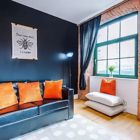 Stylish Apartment, Sleeps 4, Smart Tv, Next To Deansgate * Manchester