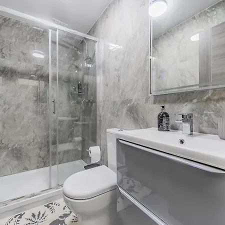 Stunning Excellent Location Manchester