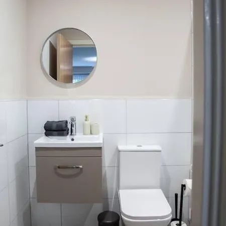 Luxury 2bd