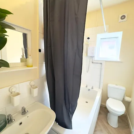 Double Bedroom Near Center Privatunterkunft