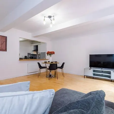 City Centre 2 Bed 2bath