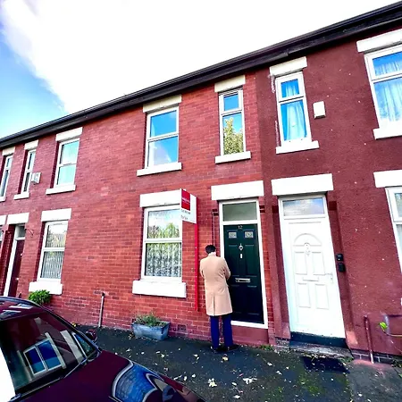 Edwardian Terrace In * Manchester
