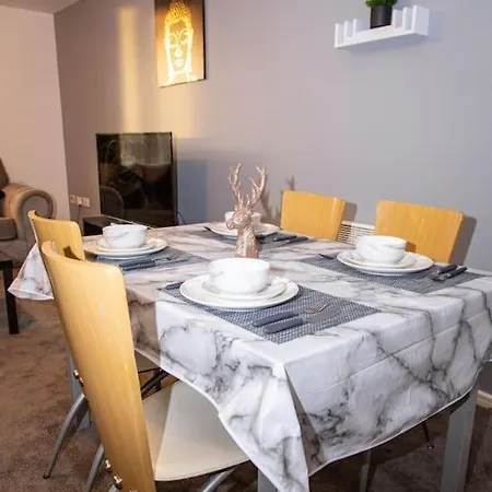 Апартаменты Luxury 2br Near Mcr And Etihad Stadium