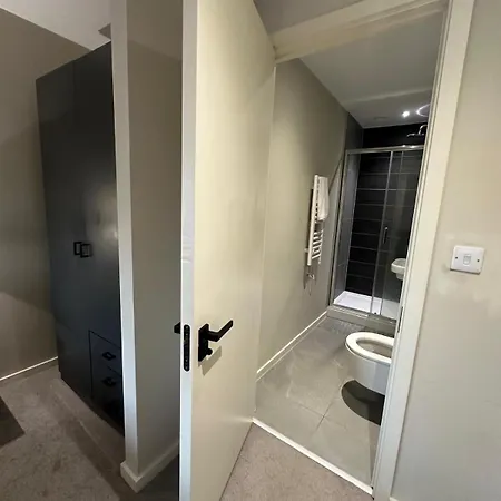 Apartment Ym Luxurious Manchester