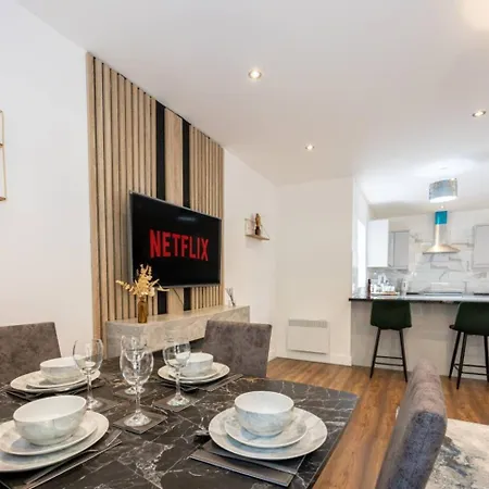 Luxury 2br In Chorlton, Free Parking דירה מנצ'סטר