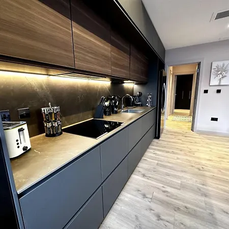 Apartment Stunning 2br Apt In Central Manc *