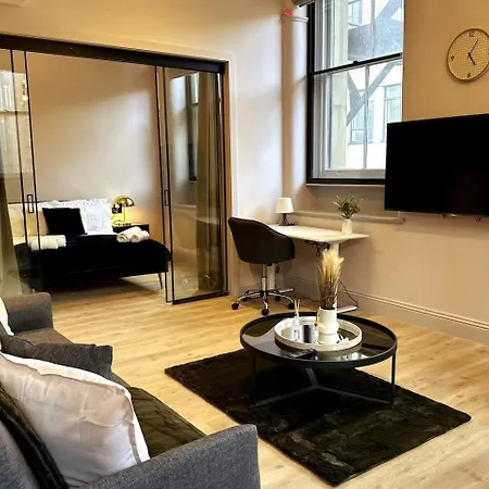 Stunning 2br Apt In Central Manc