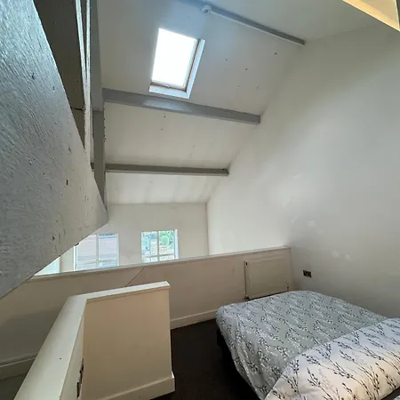 1 Bed Duplex *