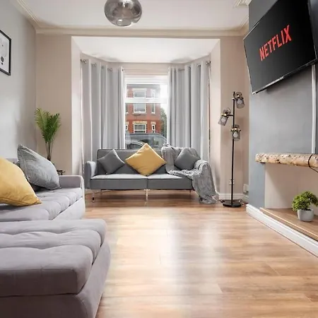 Apartament Ideal Long Retreat - Free Parking - Pool Table