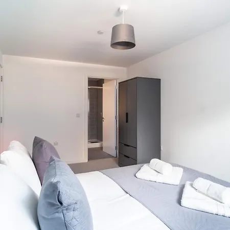 Contemporary 2 Bed Central Manchester