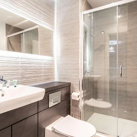 Apartment Contemporary 2 Bed Central *