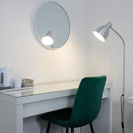 Holiday home The Kent Luxury House Sleeps 14 Free Parking Manchester