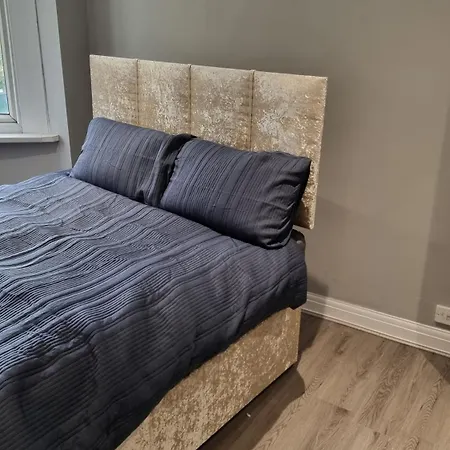 Victoria Avenue East 3 Bedroom House Feriehus *