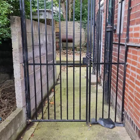 Victoria Avenue East 3 Bedroom House Dom wakacyjny