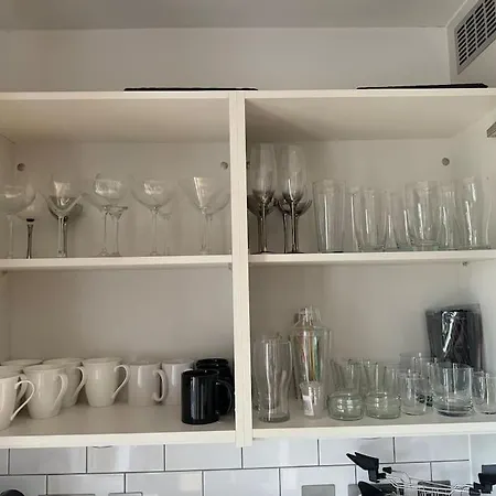 בית נופש Luxury Modern Town House, Centre, Free Secured Parking