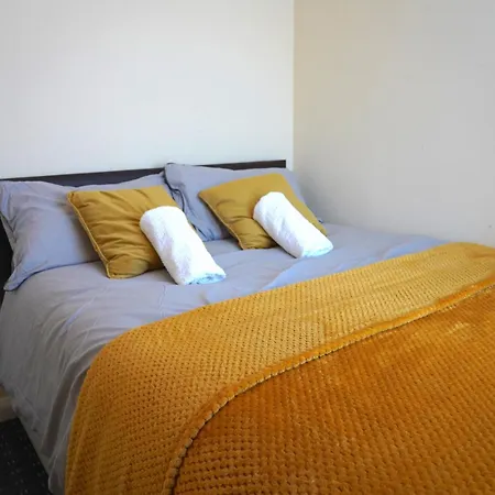 Peaceful Cosy 2 Bed House In *