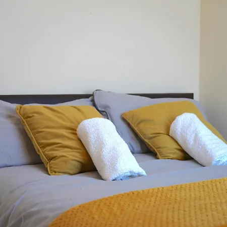 Peaceful Cosy 2 Bed House In