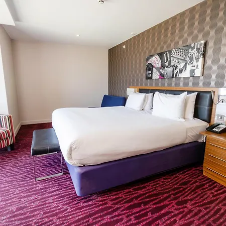 Manchester-mediacityuk By Ihg סלפורד