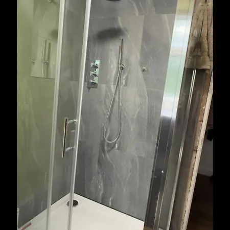 8 Riversdale King Size * Mánchester