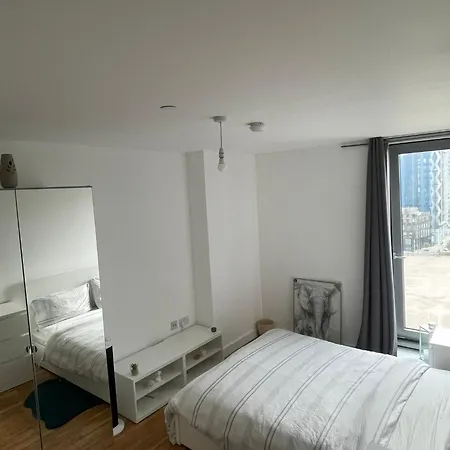 Luxury 2bedroom Serene Apartmán