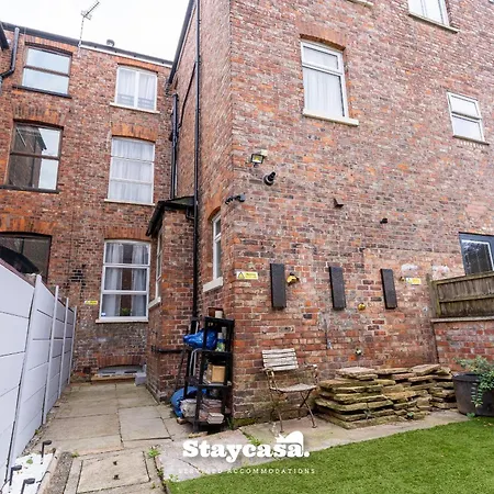Pristine With Driveway, Gym And, Cinema Villa
