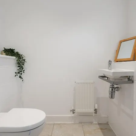 Etihad, & Coop Live - Free Parking - 10ppl * Manchester