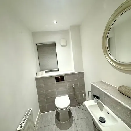 Cosy Modern 3-bed Near Etihad, Coop Arena - Ao Arena And Center Mánchester