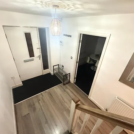 Cosy Modern 3-bed Near Etihad, Coop Arena - Ao Arena And Center Сasa de vacaciones Mánchester