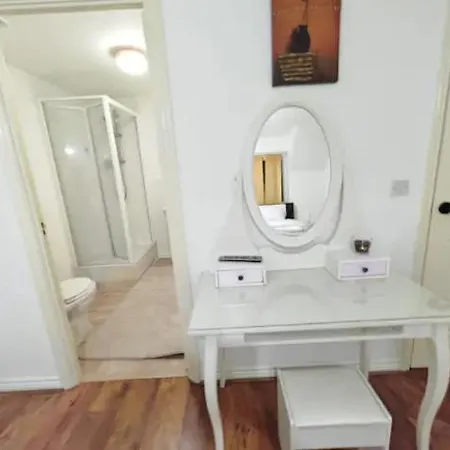 Kingdom Homestay Manchester