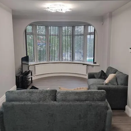 22 Victoria Avenue East 3 Bedroom House Hébergement de vacances *