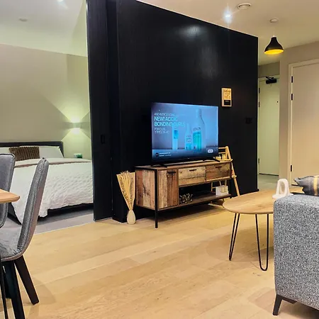 Cozy Corner 2bedroom In *