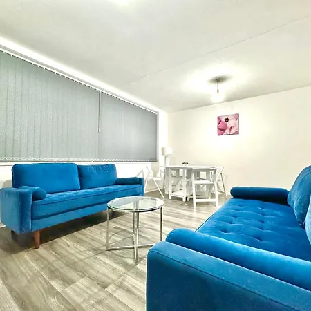 아파트 Rusholme - Sleeps 4 맨체스터