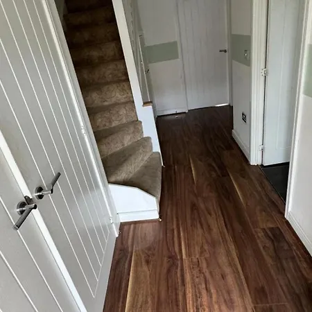Oasis Retreat - 4 Bedroom House * Manchester