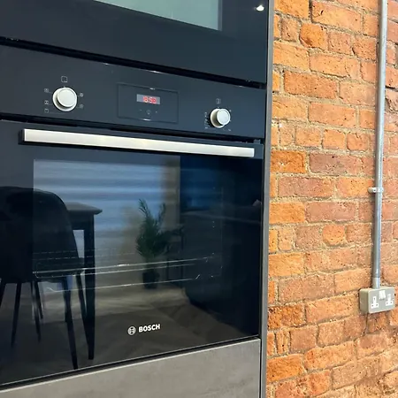 Apartment Apt, Free Parking, Business, Couples & Families