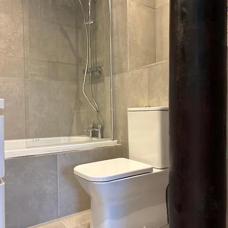 Lejlighed Apt, Free Parking, Business, Couples & Families