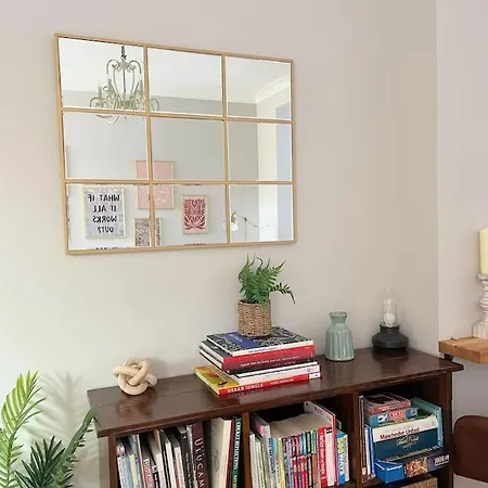 Artistic 3 Bed In Old Trafford Next To Mufc