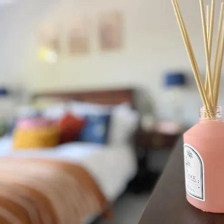 Artistic 3 Bed In Old Trafford Next To Mufc