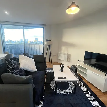 Apartment Deluxe 2 Bed En-suite Flat