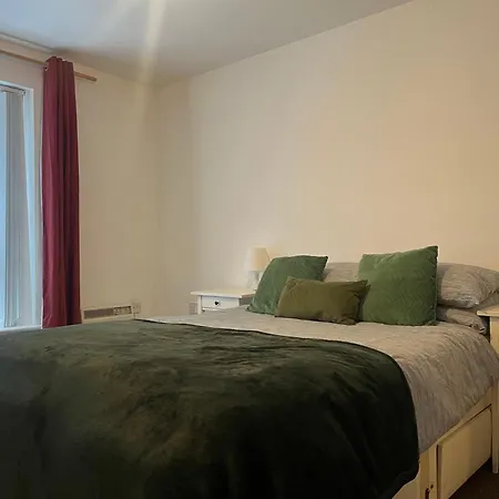 Cosy In Centre Apartment