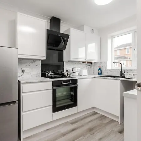 Cozy 3br - Games - Sleeps 9 مانشستر